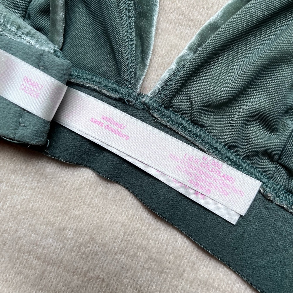 🌸Pink by Victoria’s Secret Green Velvet Bralette 🌸 - Picture 5 of 5